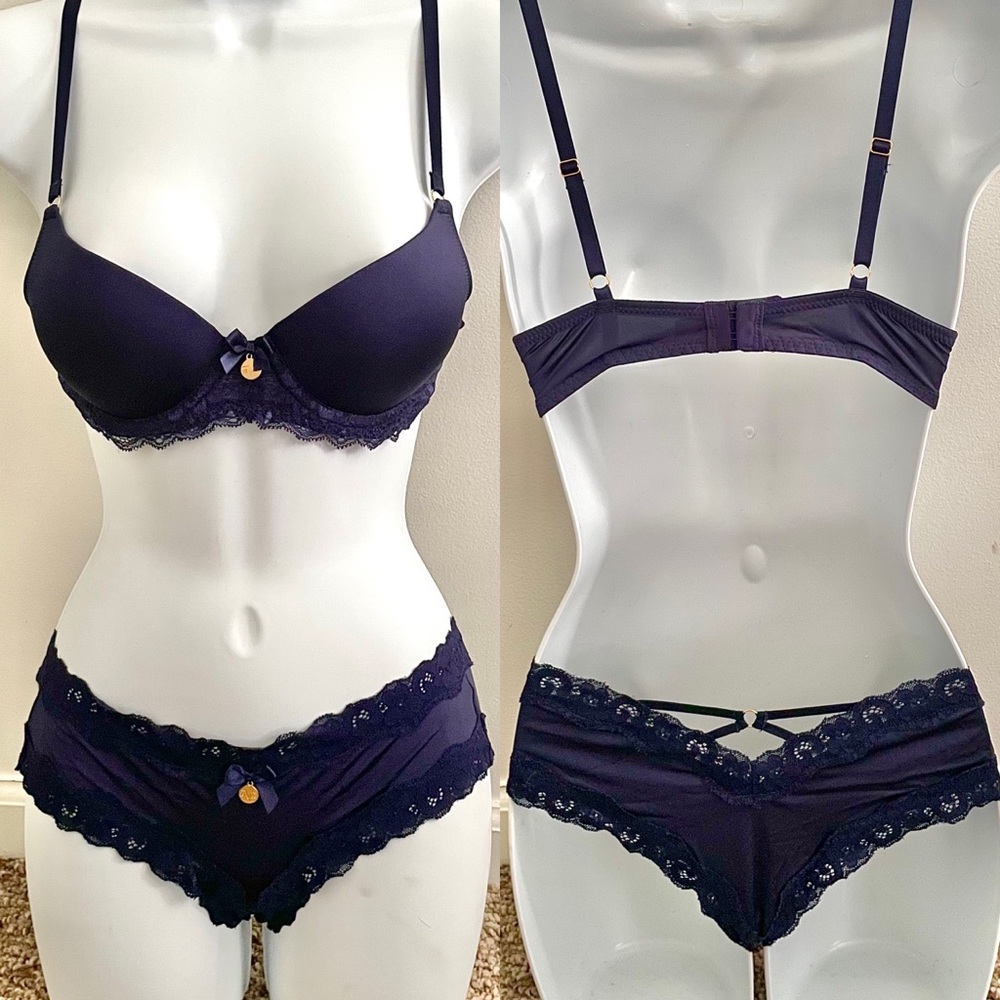 Versace Bra and Panty Set (32B / S)
